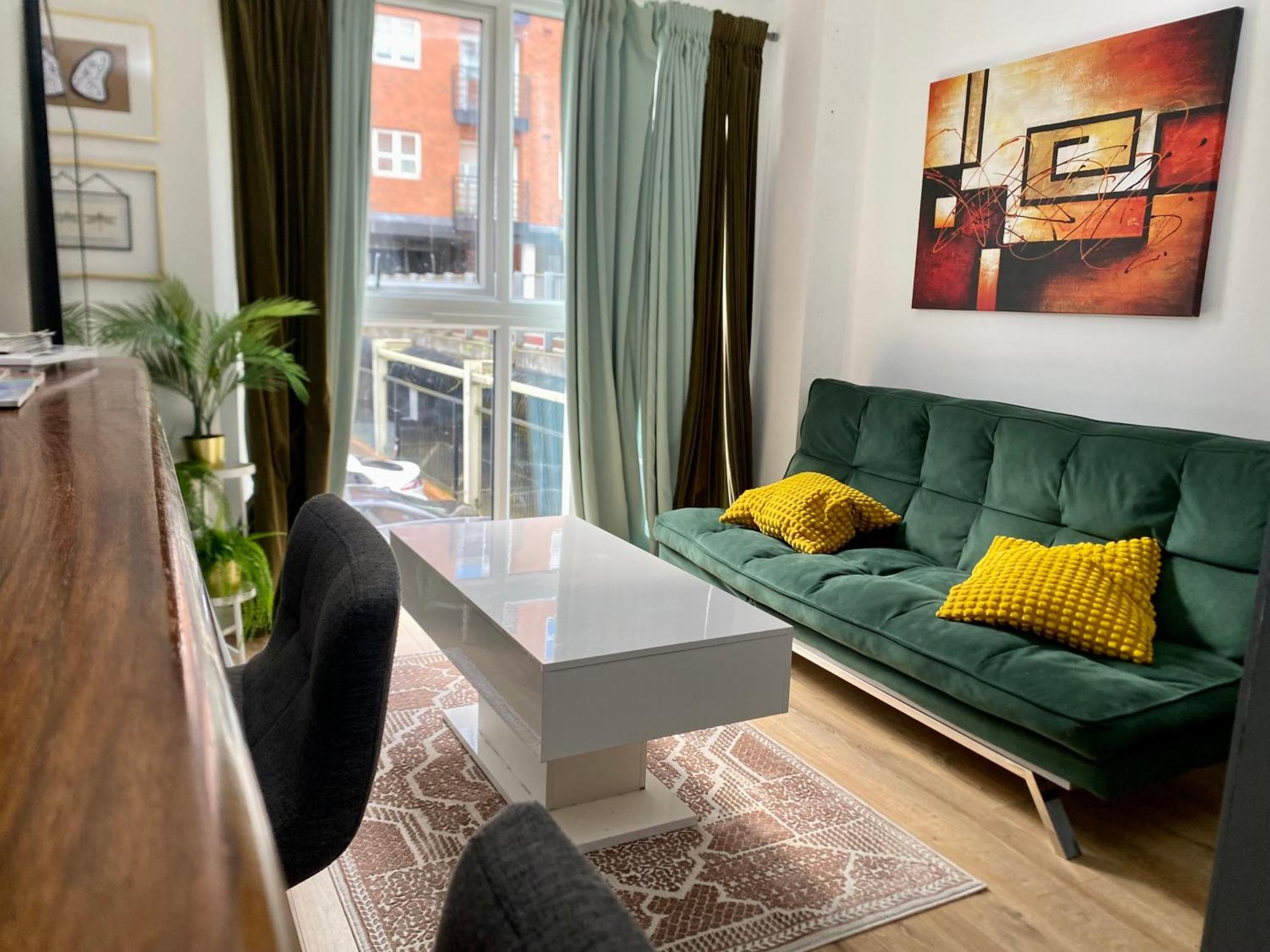 Luxury Urban Tranquility At B1 Leilighet Birmingham Eksteriør bilde